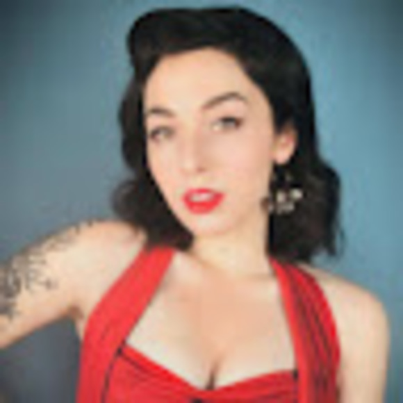 Meet your Posher, Erika - Picture 1 of 1